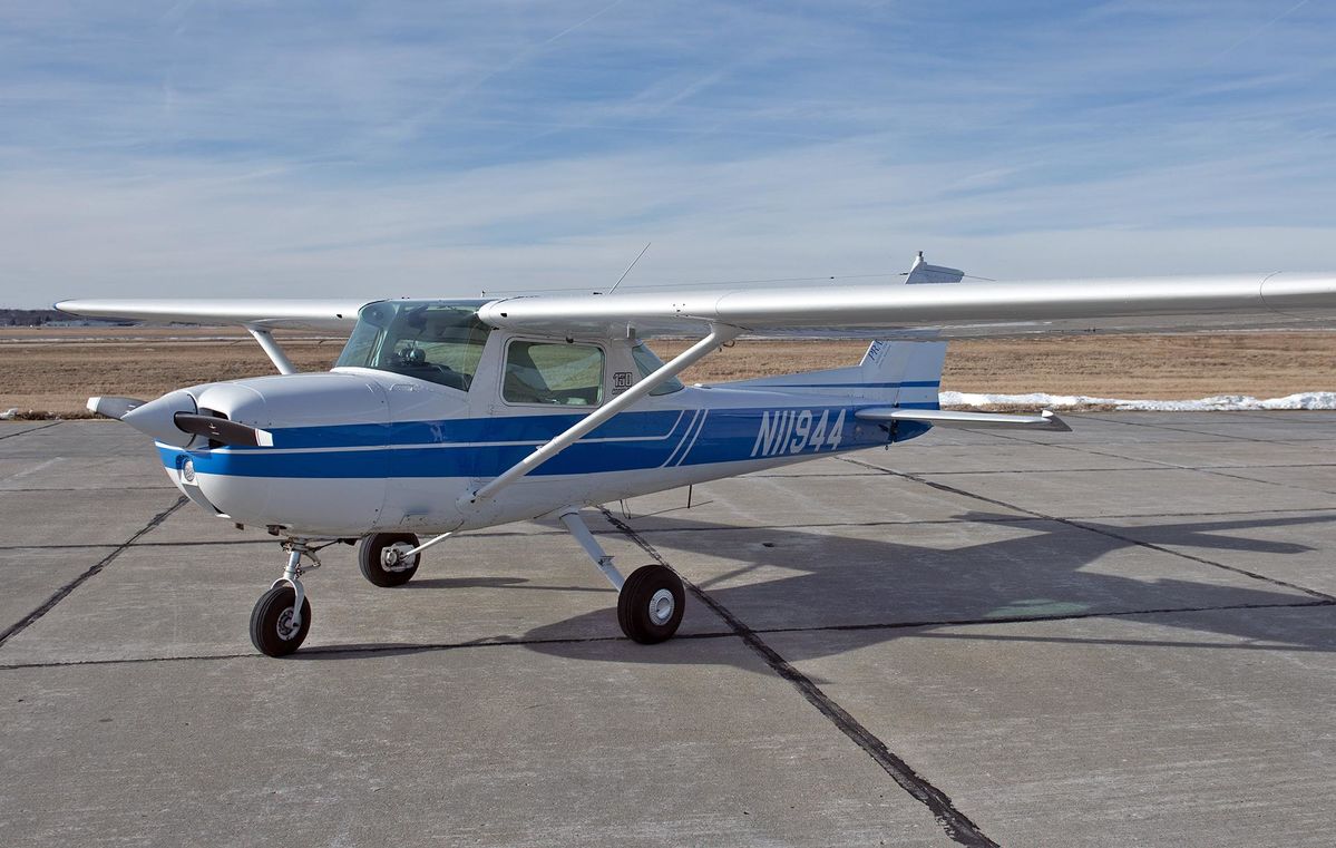 For Sale 1974 Cessna 150L 29,500 SOLD Cessna 150152 Club
